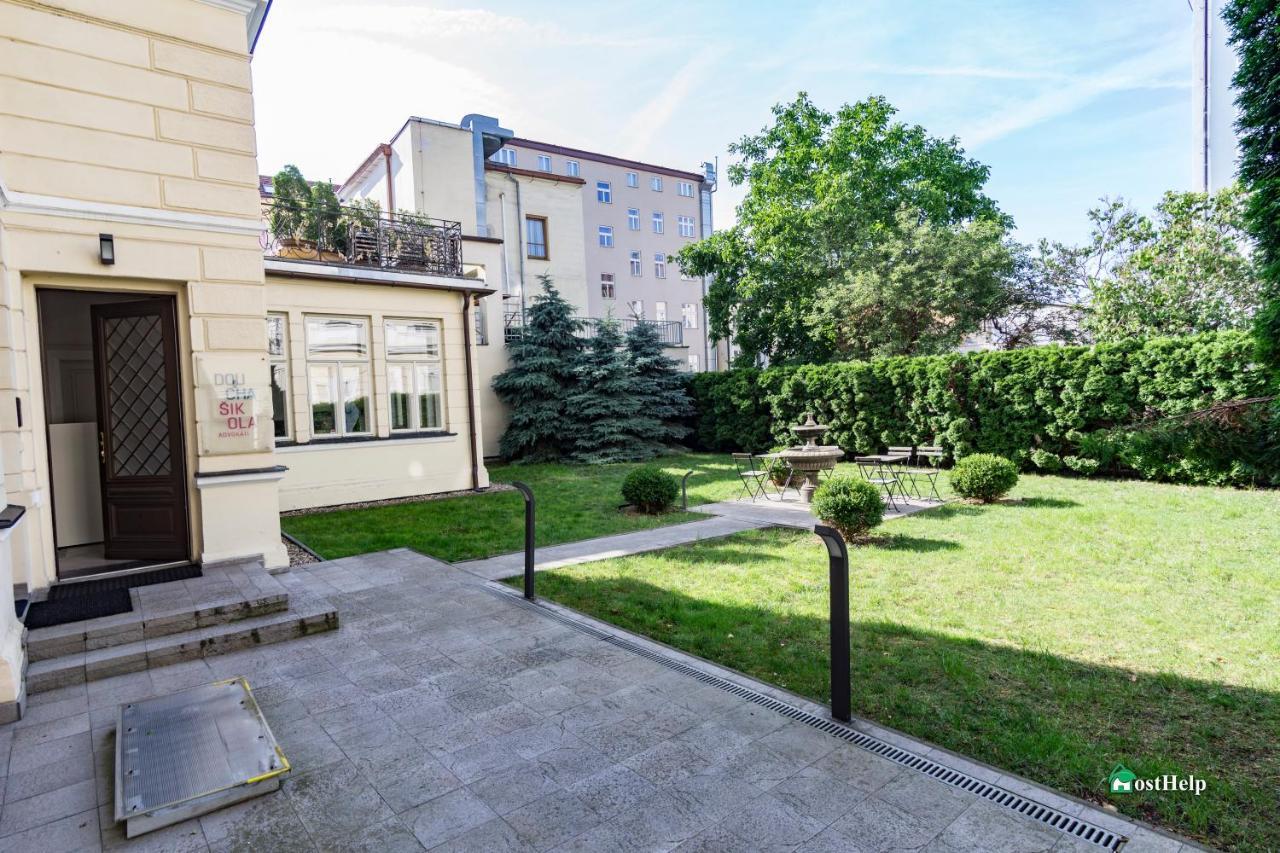 Villa With Hot-Tub, Terrace And Garden, Wenceslass Square Прага Экстерьер фото